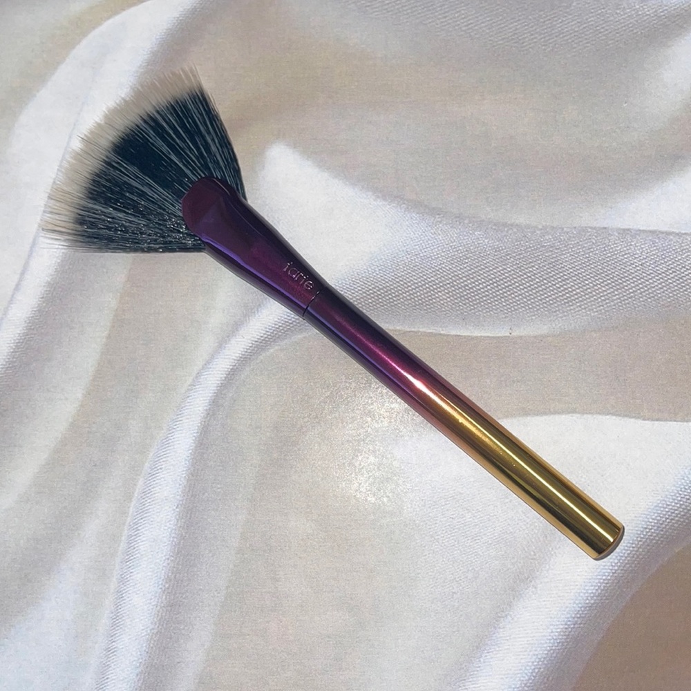 ✨tarte Rainforest of the Sea Fan Brush